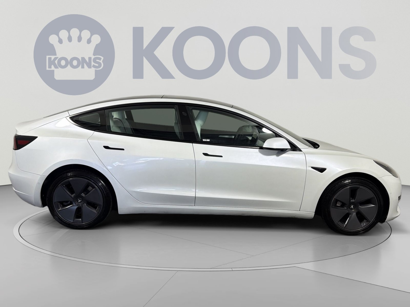 Used 2021 Tesla Model 3 Standard Range Plus RWD image 8