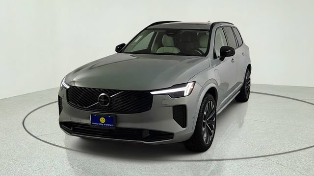 New 2026 Volvo XC90 T8 Ultra w/ Lounge Package AWD/4WD image 2