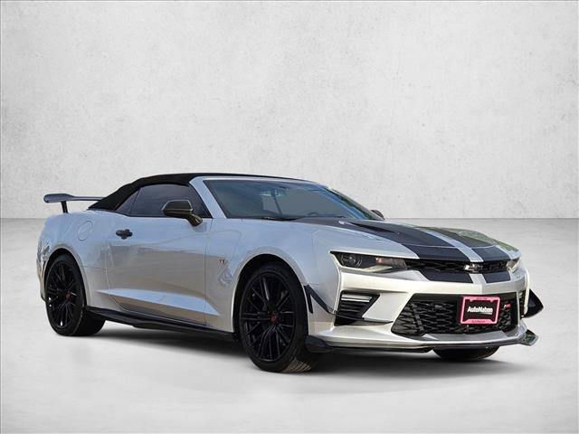 Used 2017 Chevrolet Camaro SS RWD image 3