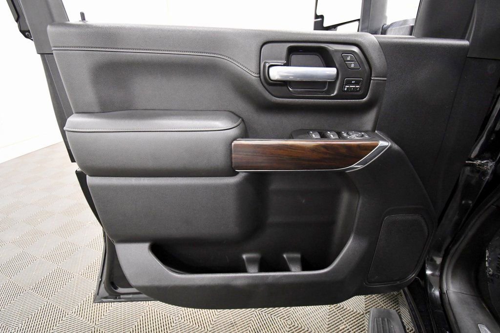 Used 2021 GMC Sierra 2500 SLT w/ SLT Convenience Package AWD/4WD image 13