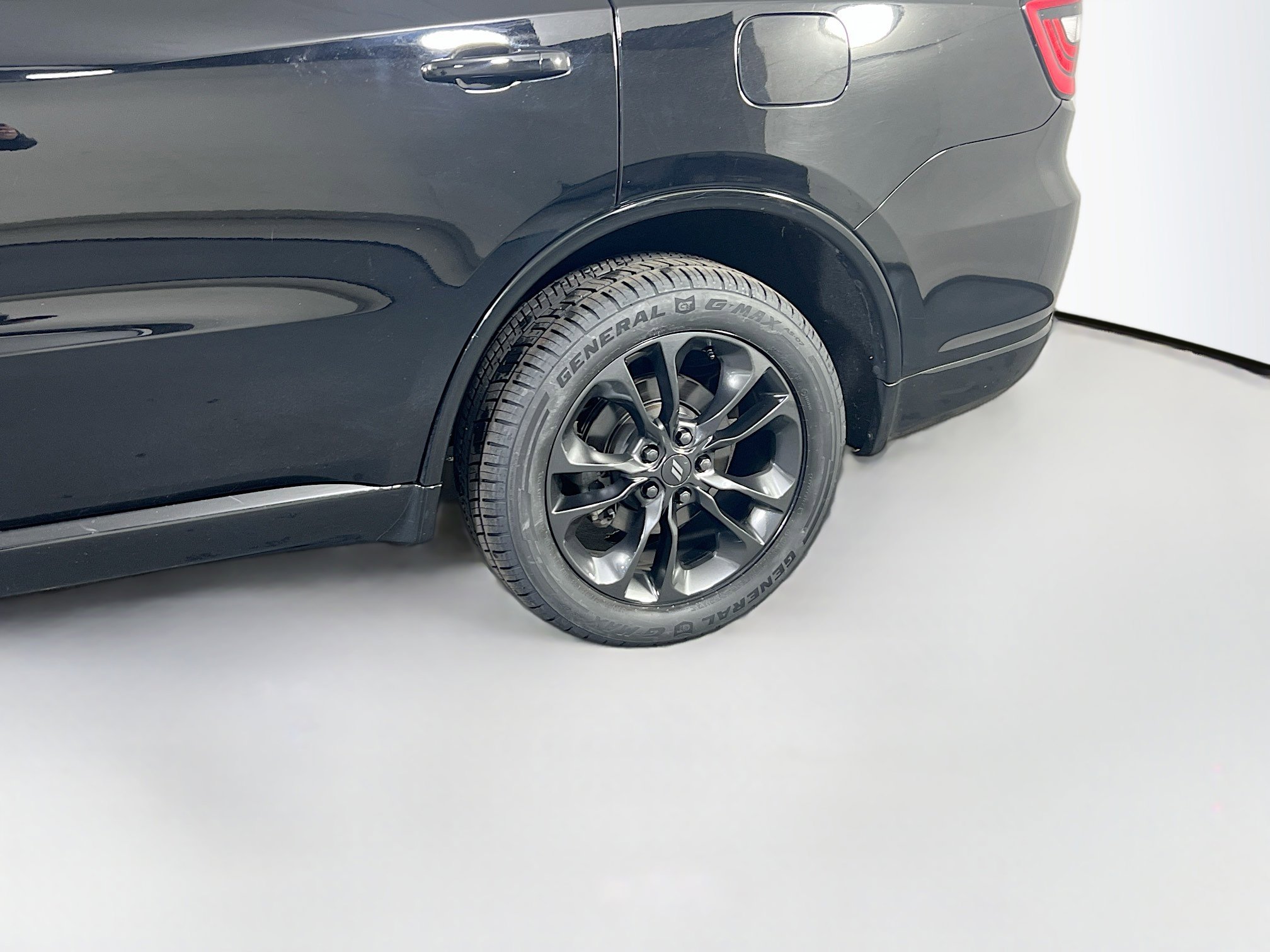 Used 2022 Dodge Durango GT image 32