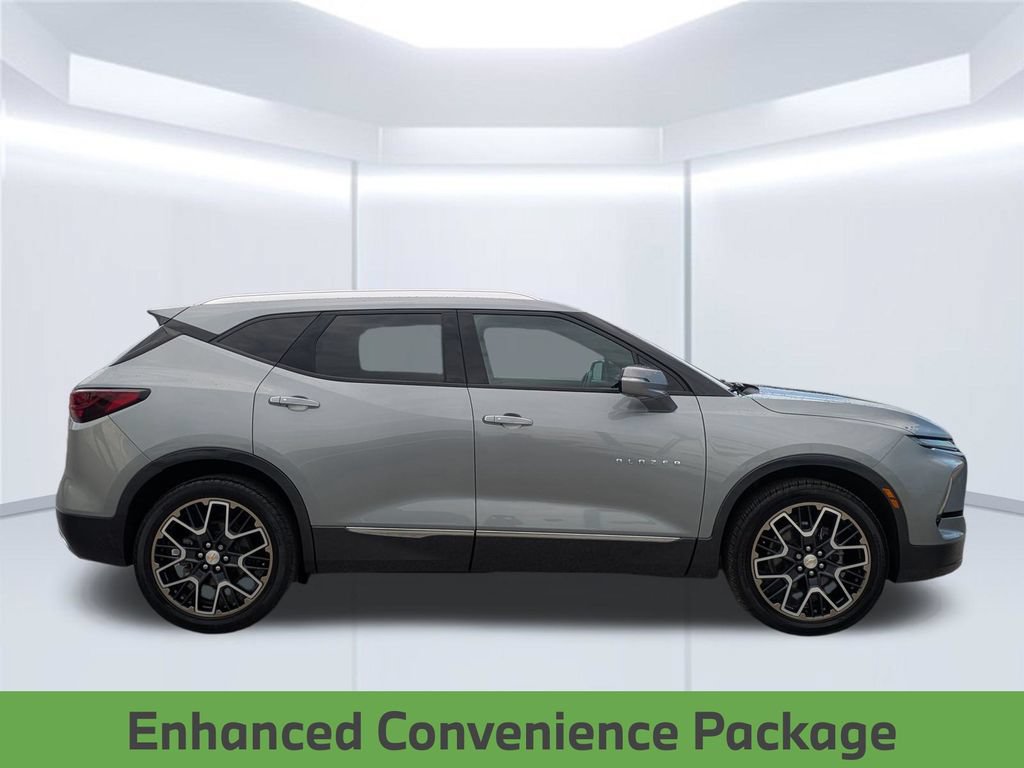Used 2023 Chevrolet Blazer Premier w/ Driver Confidence II Package FWD image 8