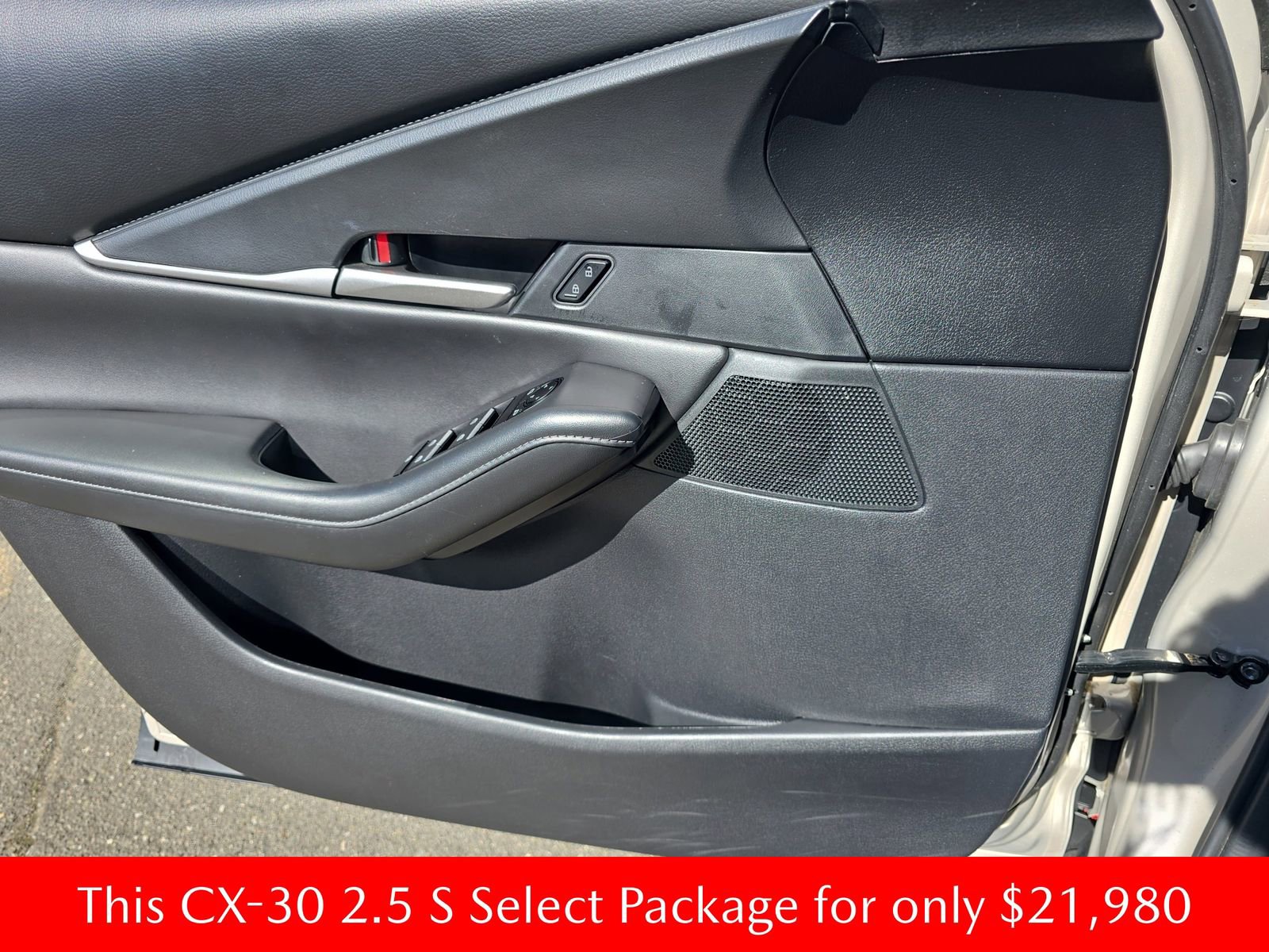 Used 2023 MAZDA CX-30 AWD 2.5 S w/ Select Package image 35