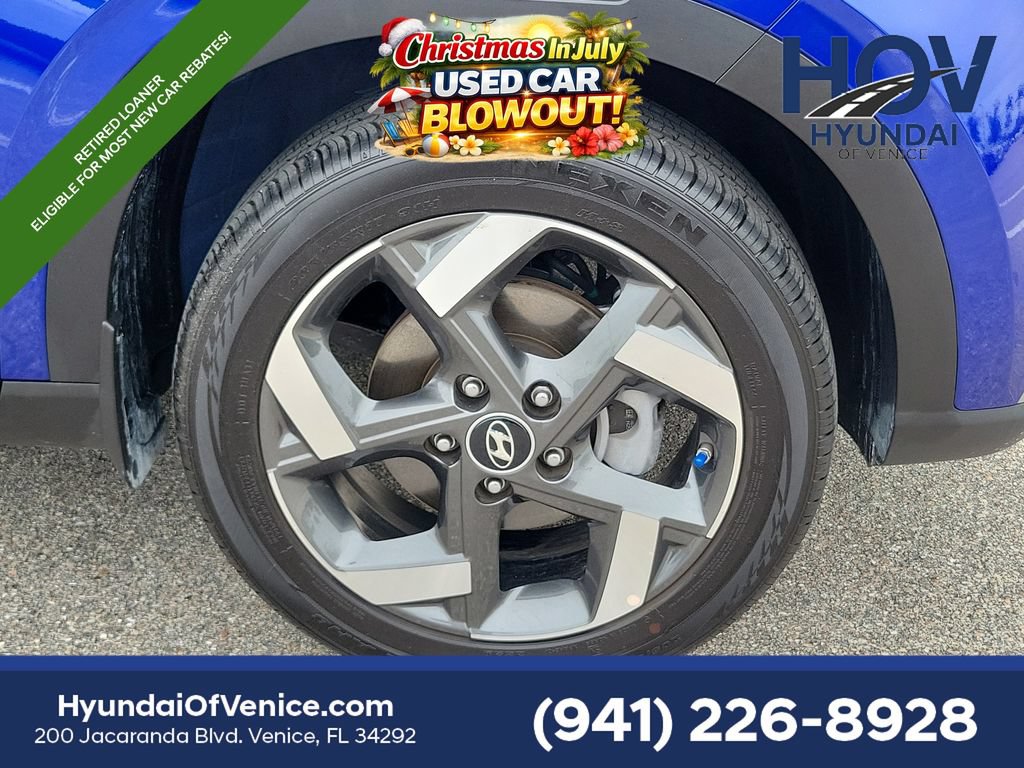 Certified 2026 Hyundai Venue SEL FWD image 5