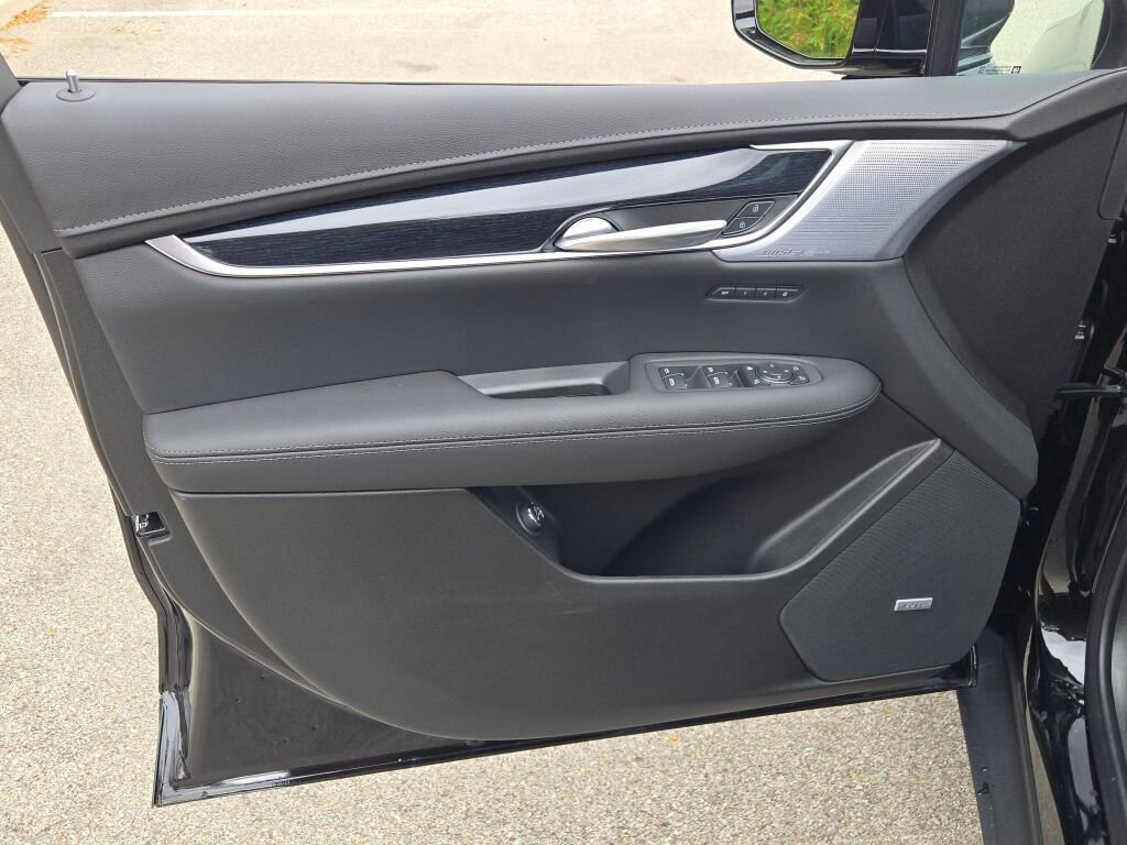 New 2025 Cadillac XT5 Premium Luxury image 21