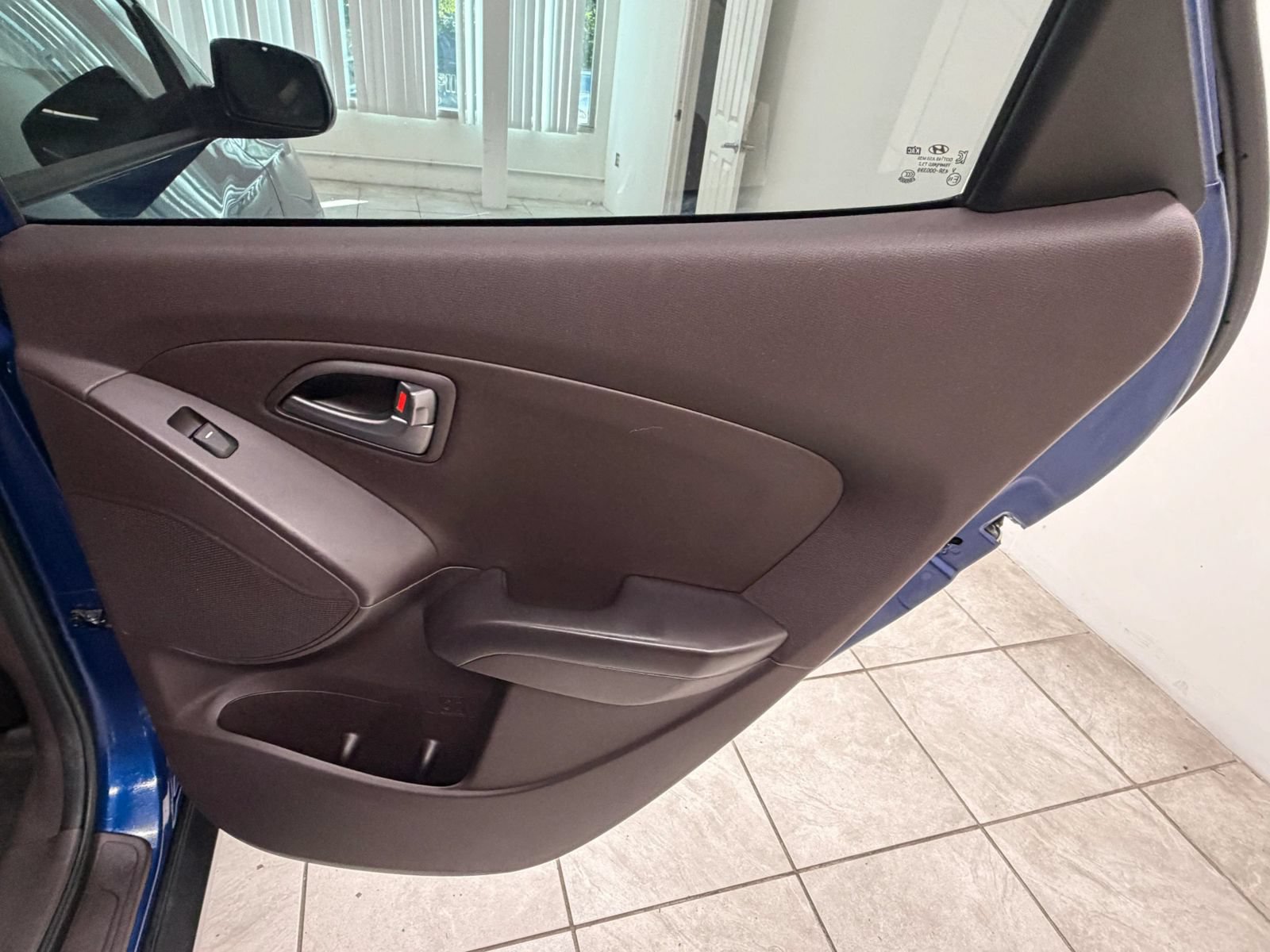 Used 2015 Hyundai Tucson SE AWD/4WD image 18