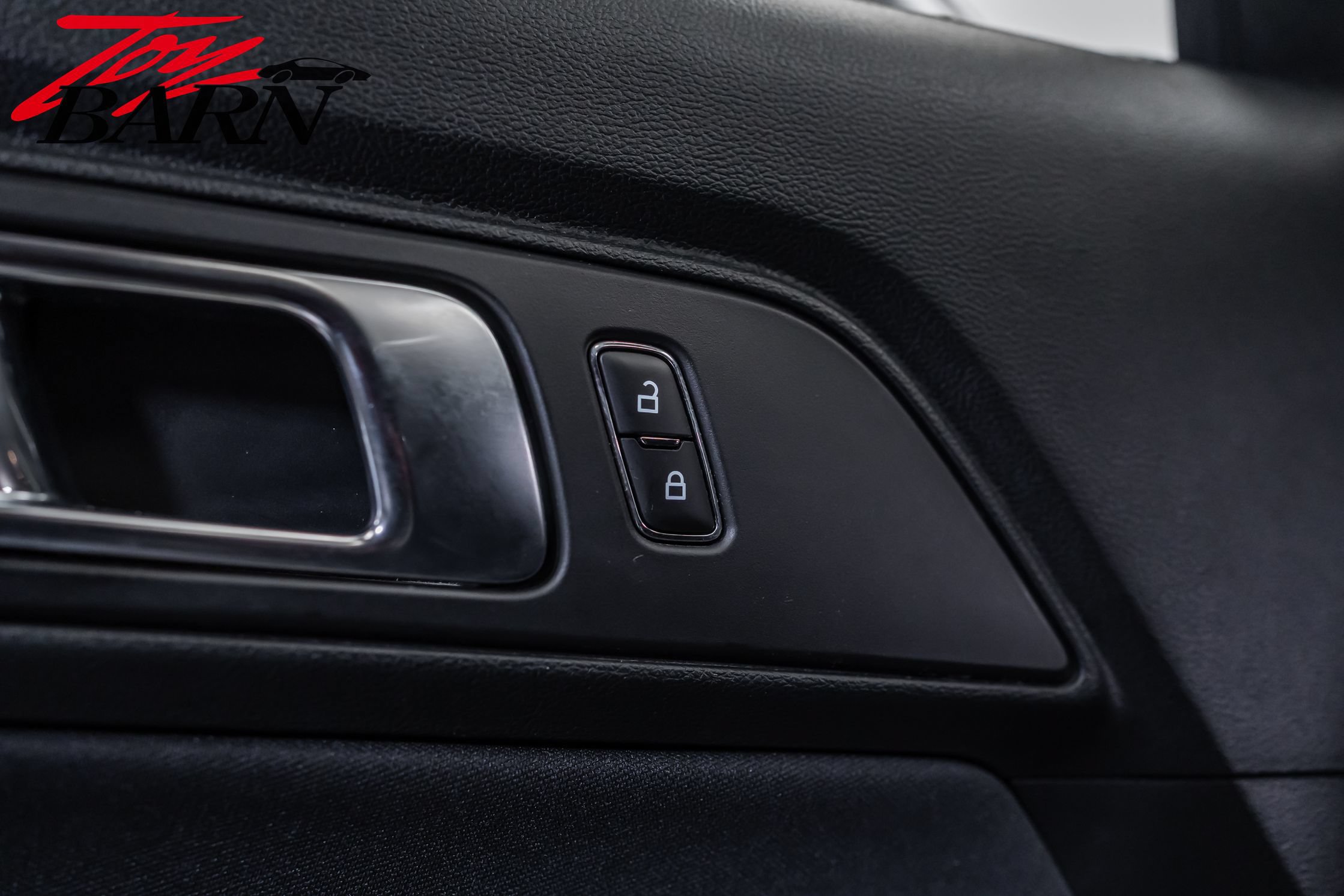 Used 2023 Ford Mustang GT RWD image 21