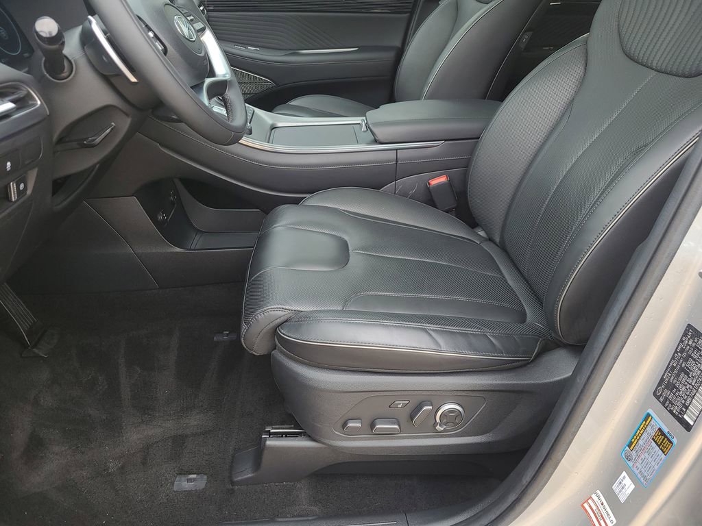 Used 2024 Hyundai Palisade Calligraphy FWD image 15