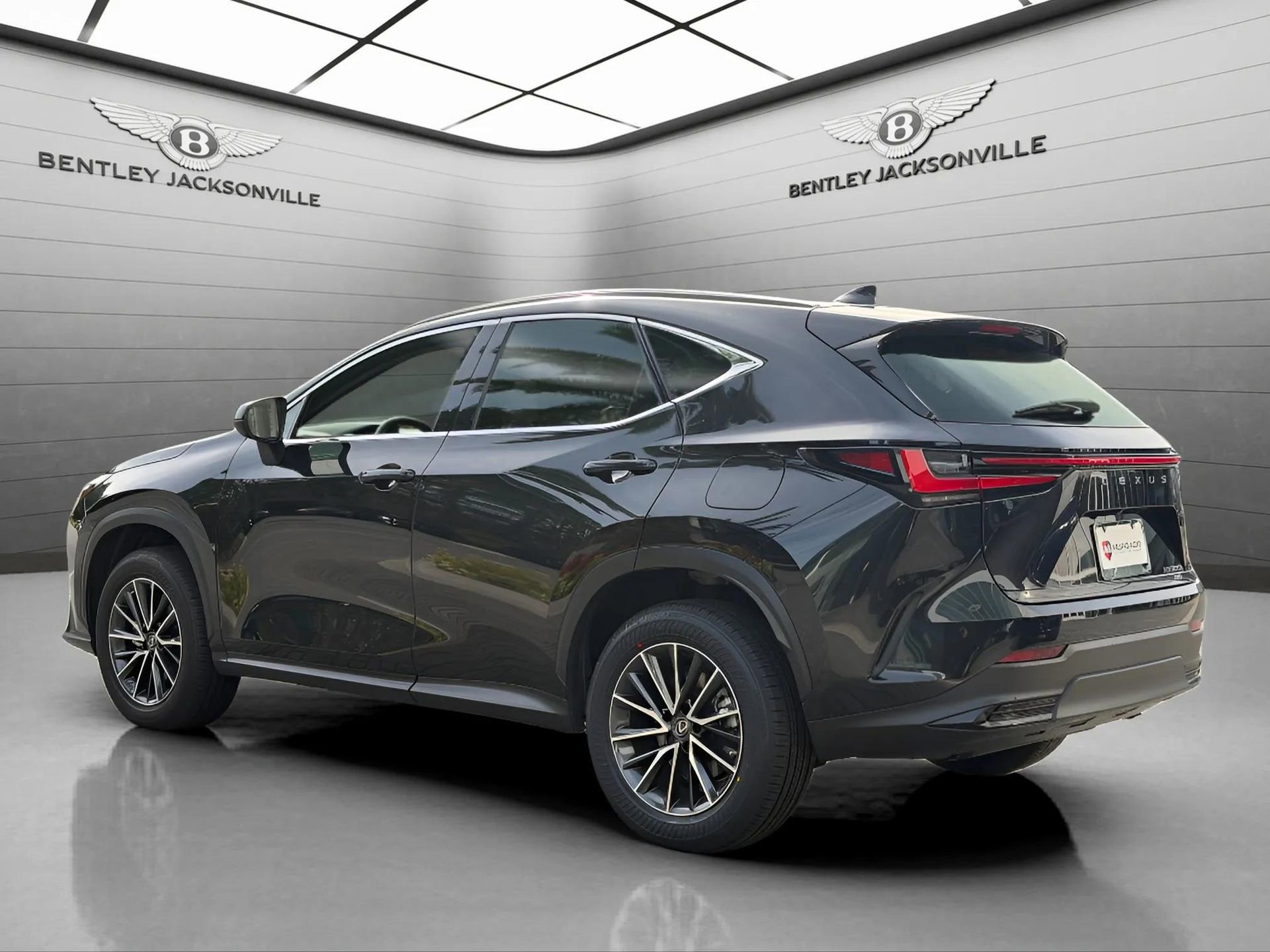 Used 2023 Lexus NX 350 350h Base image 12