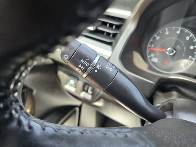 Used 2017 GMC Acadia SLE FWD image 21