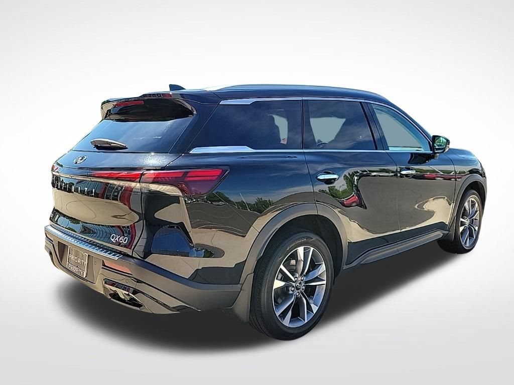 Used 2023 INFINITI QX60 Luxe w/ Cargo Package AWD/4WD image 4