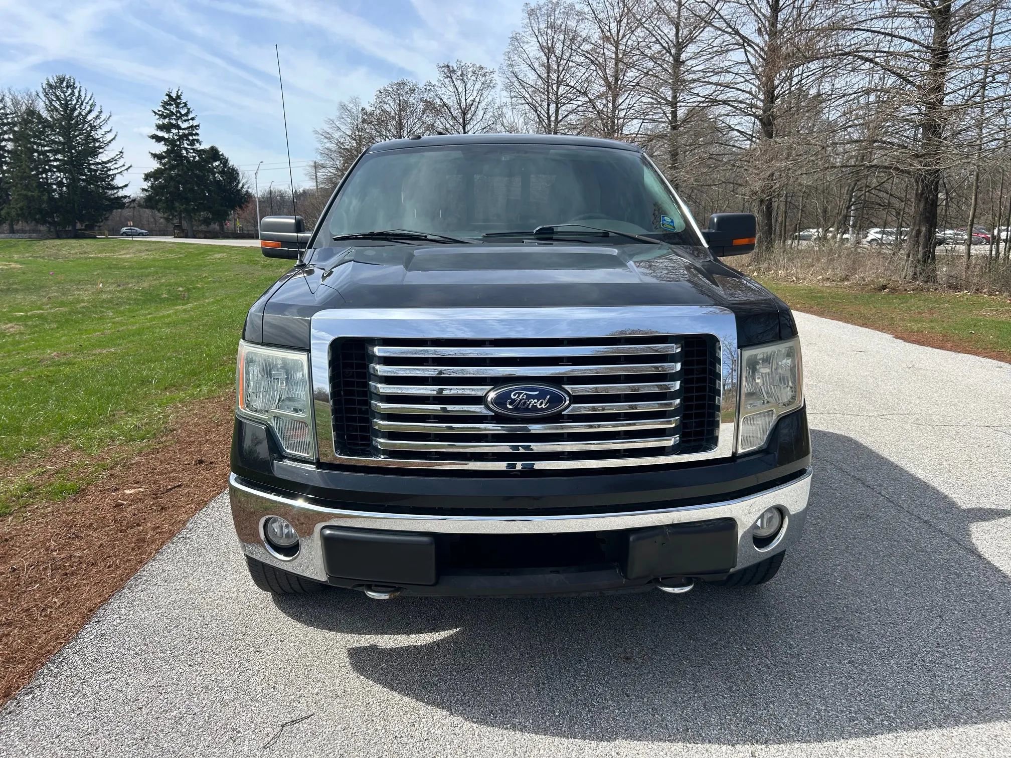Used 2010 Ford F150 XLT image 2
