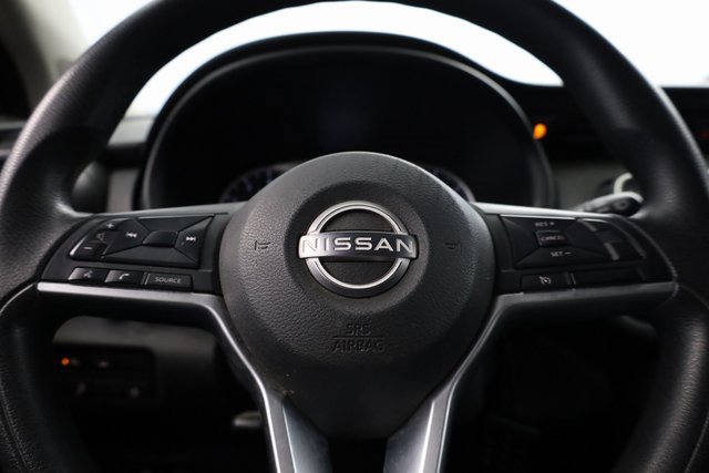 Used 2022 Nissan Kicks S image 15