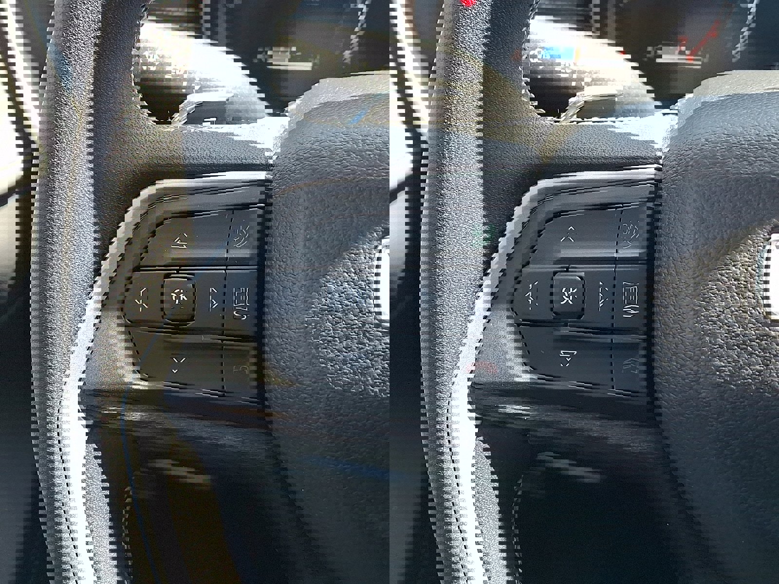 Used 2023 Jeep Grand Cherokee L Limited image 22