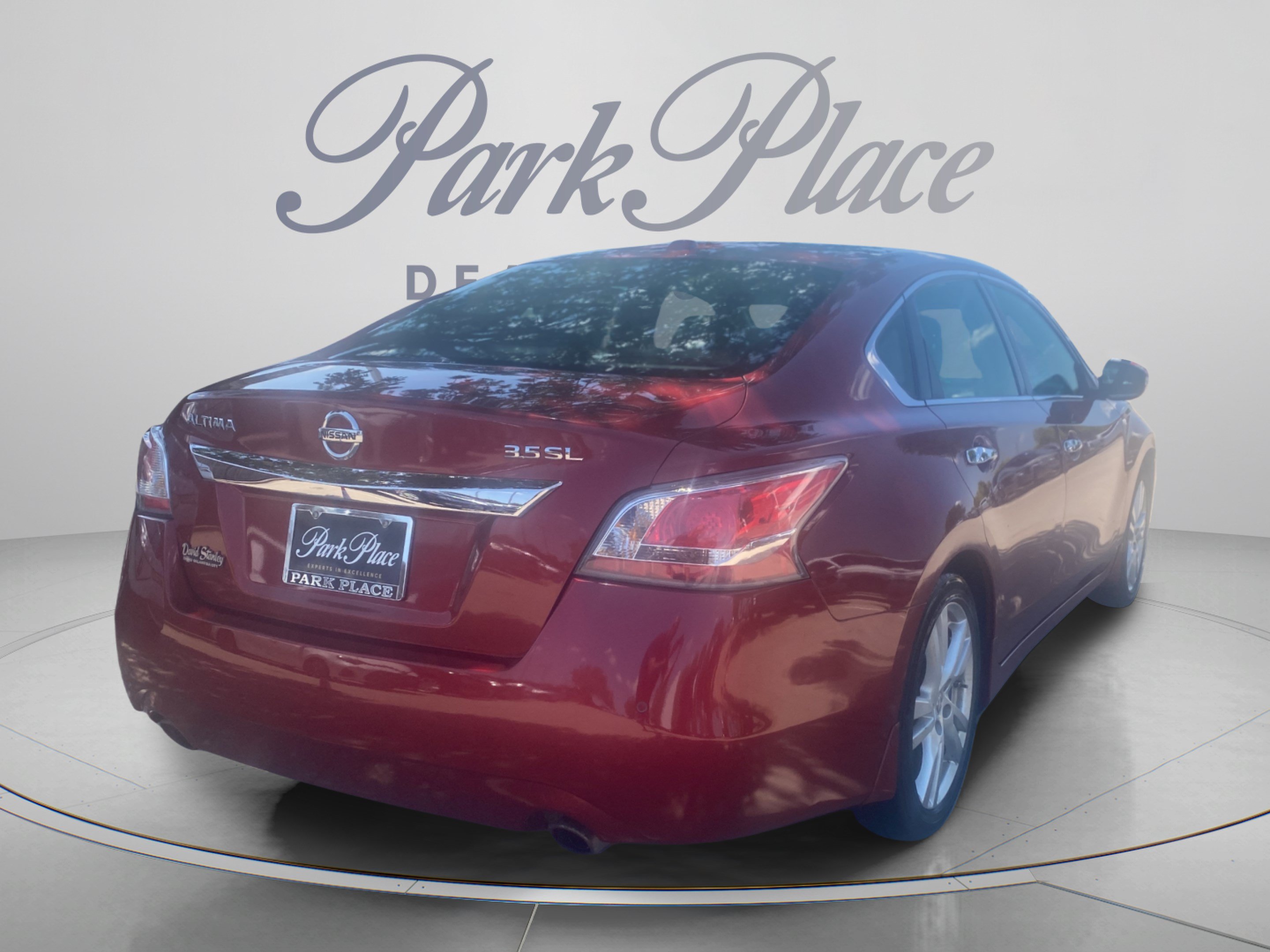 Used 2015 Nissan Altima 3.5 SL FWD image 6