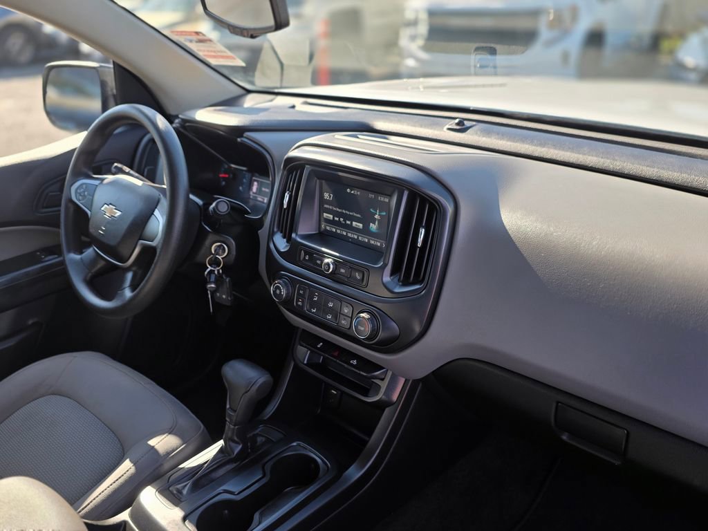 Used 2017 Chevrolet Colorado W/T w/ WT Convenience Package RWD image 9