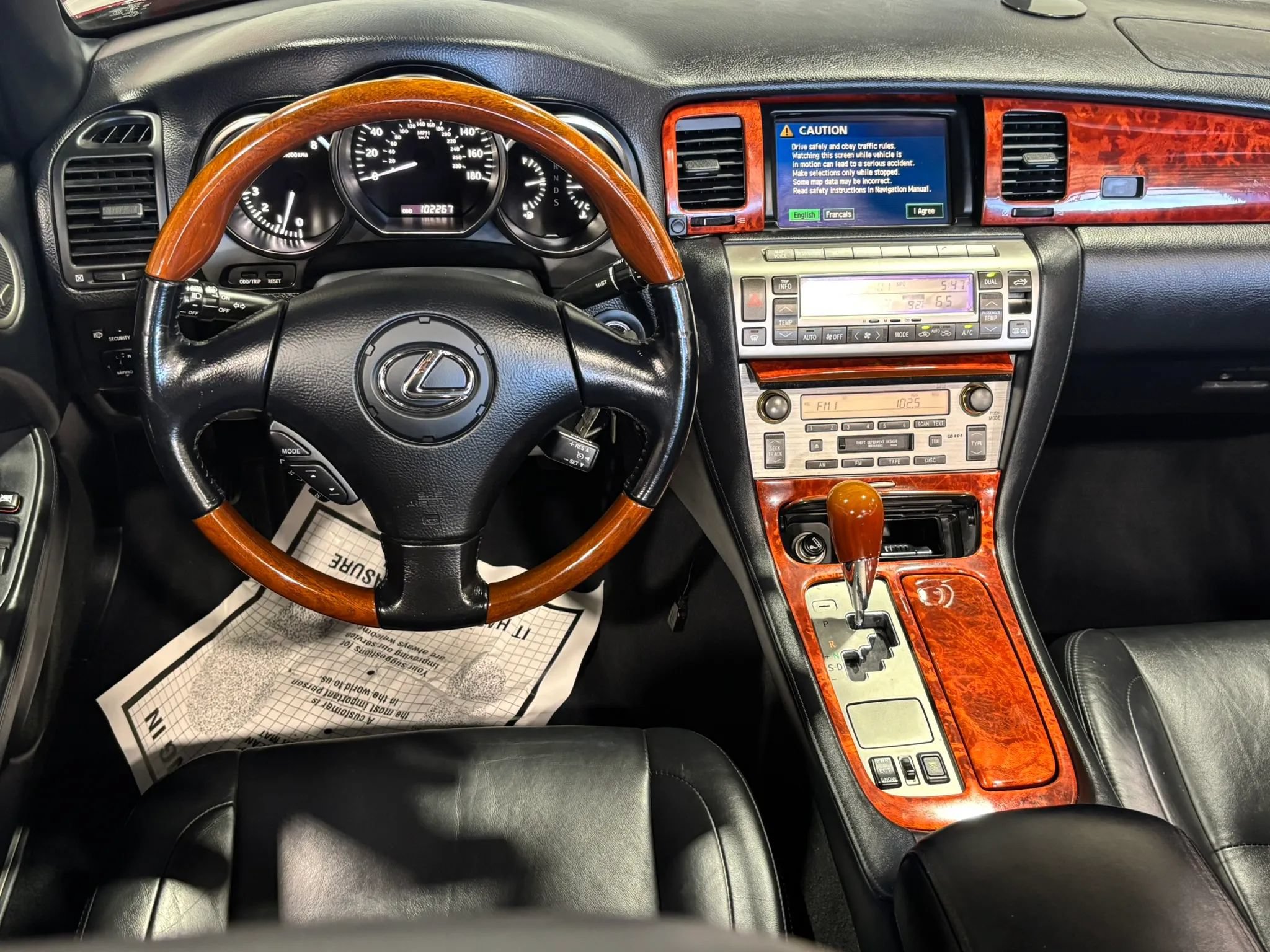 Used 2009 Lexus SC 430 Convertible RWD image 18