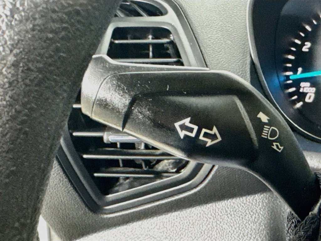 Used 2016 Ford Escape SE AWD/4WD image 12