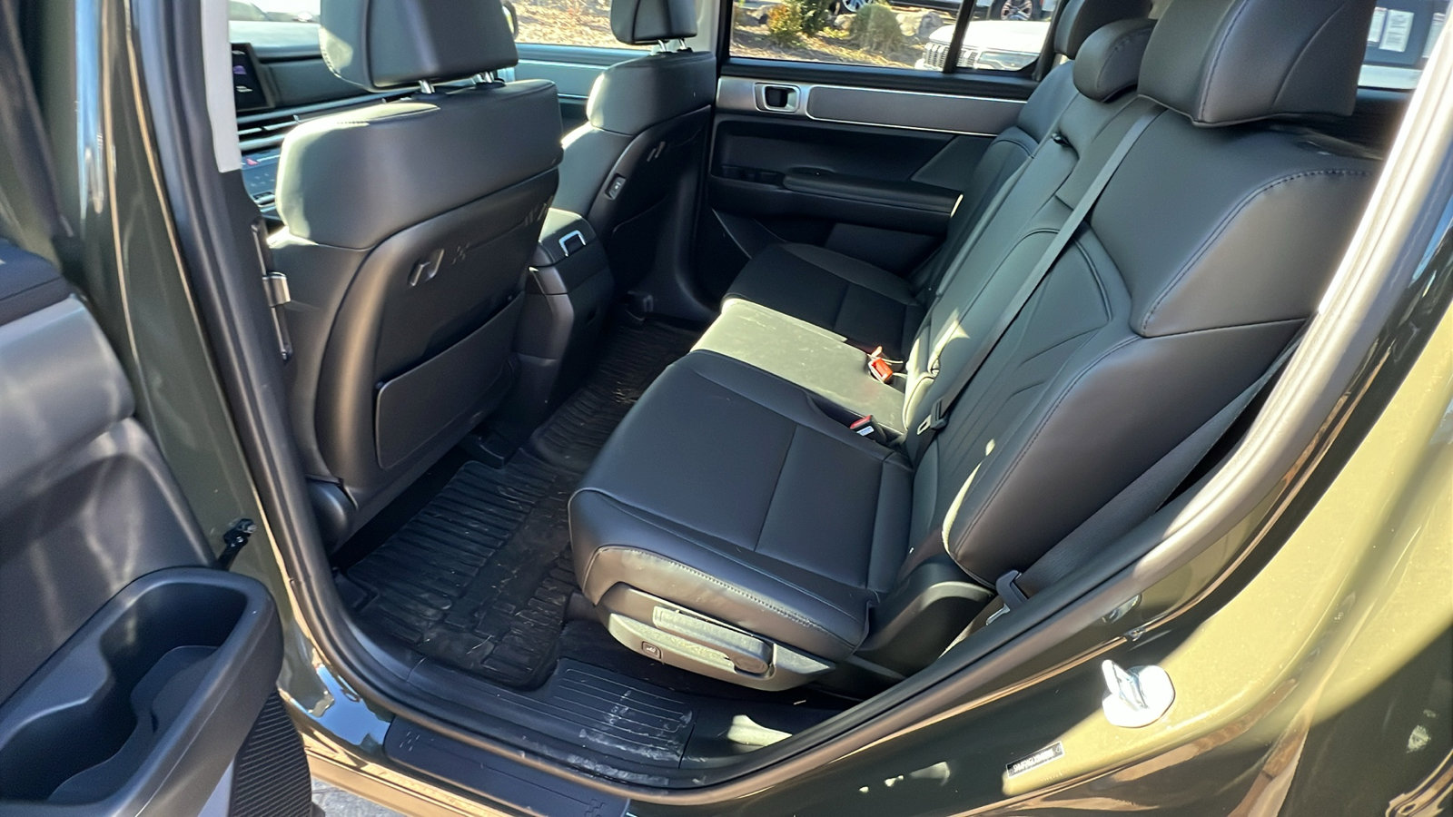 Used 2025 Hyundai Santa Fe SEL image 24