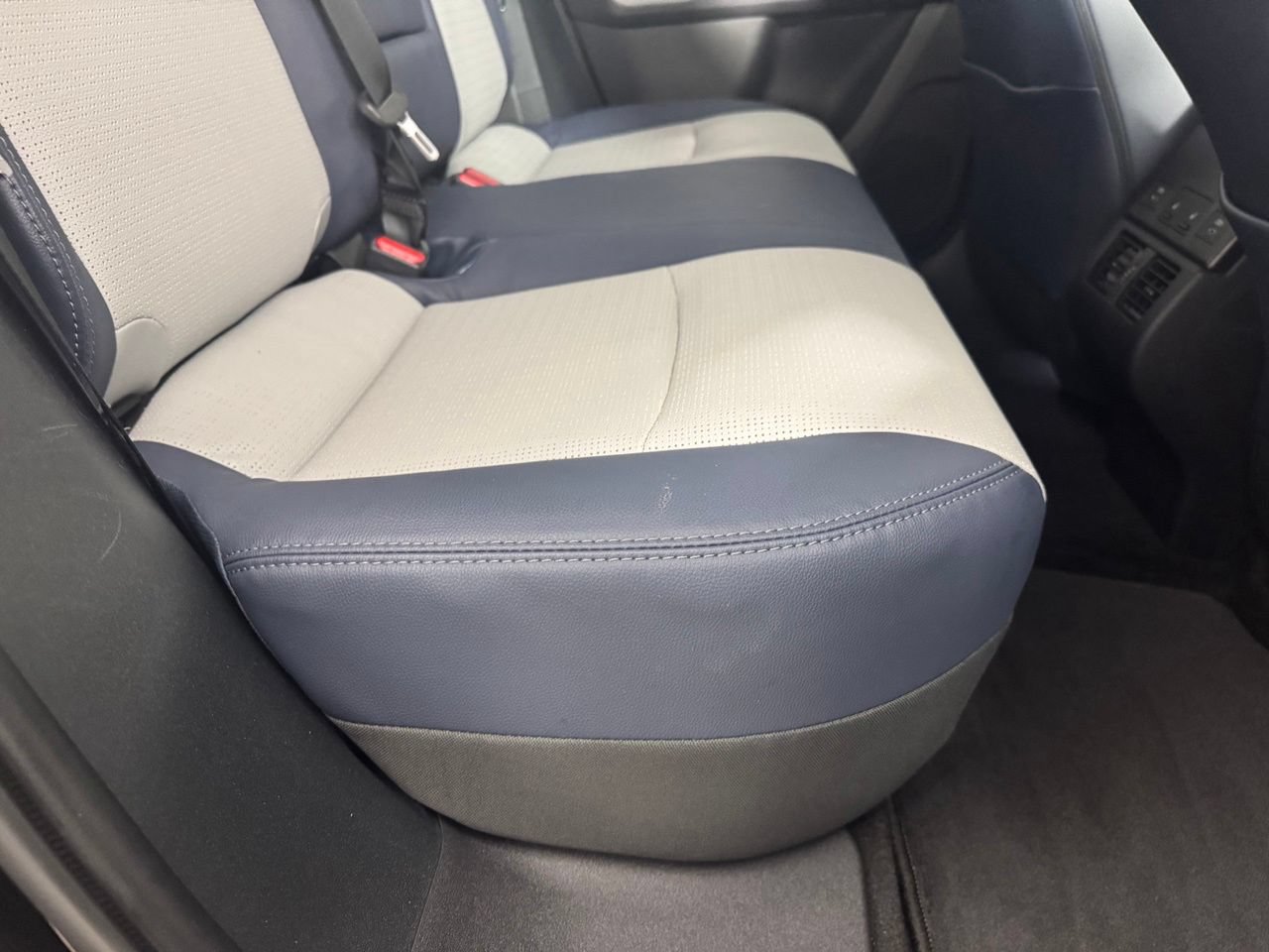 Used 2023 Subaru Solterra AWD image 33