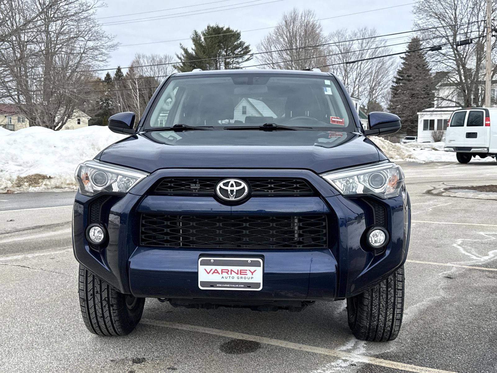 Used 2018 Toyota 4Runner SR5 image 2