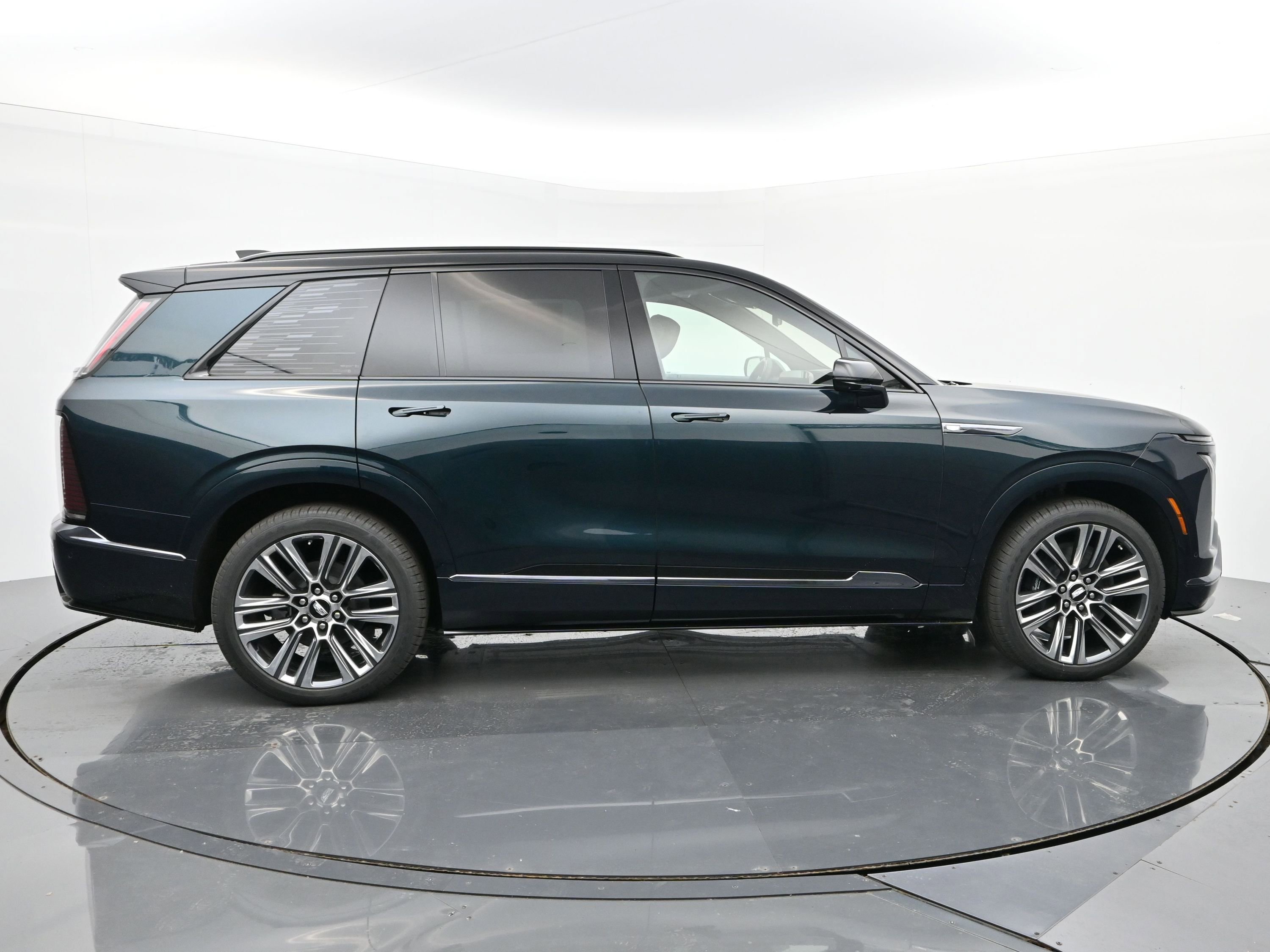 New 2026 Cadillac Vistiq Platinum image 6