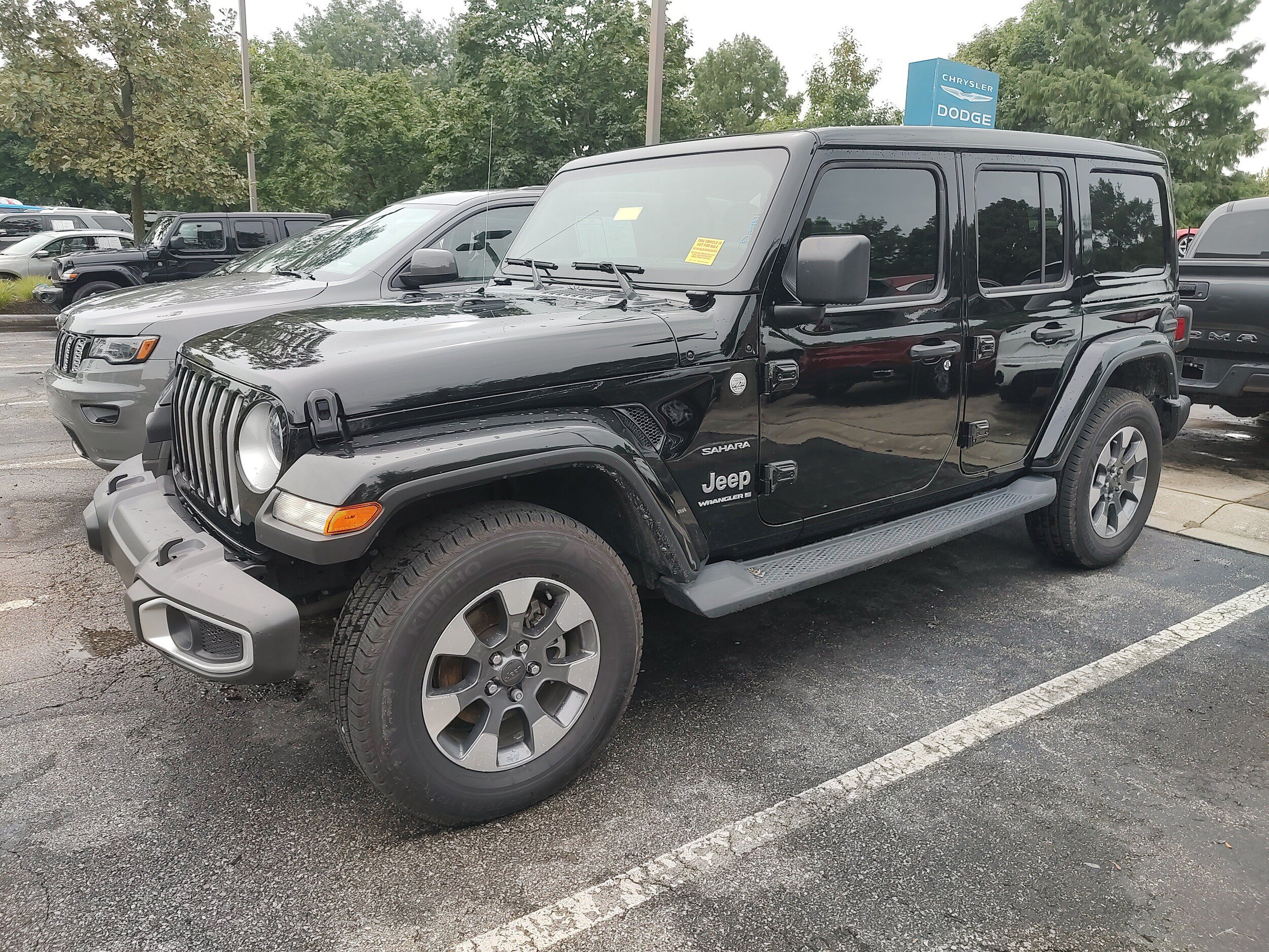 Certified 2023 Jeep Wrangler Unlimited Sahara w/ Cold Weather Group AWD/4WD image 1