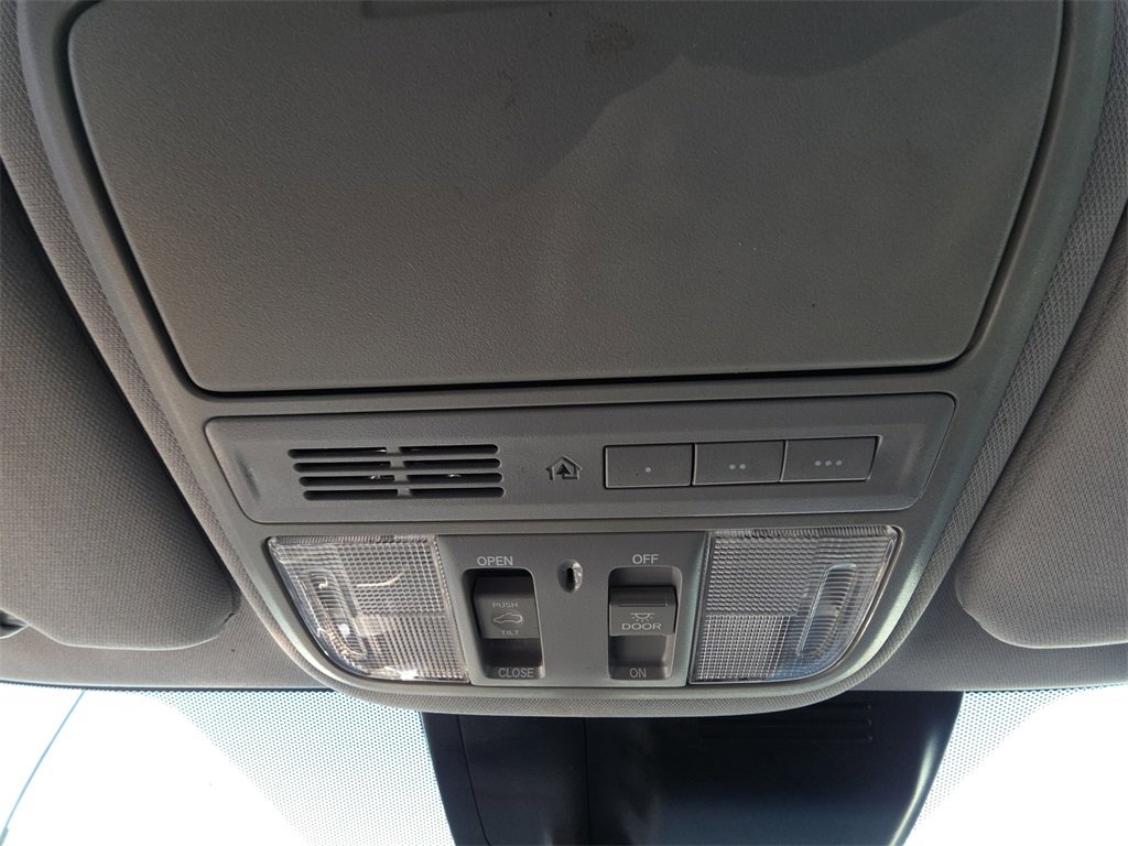 Used 2020 Honda CR-V EX-L image 24