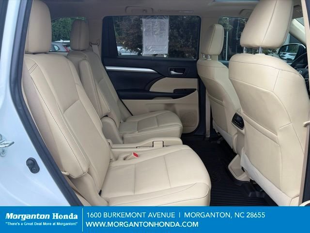 Used 2018 Toyota Highlander XLE FWD image 38