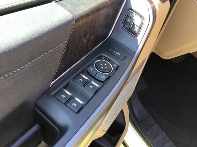New 2026 Ford F350 Lariat w/ Chrome Package image 12
