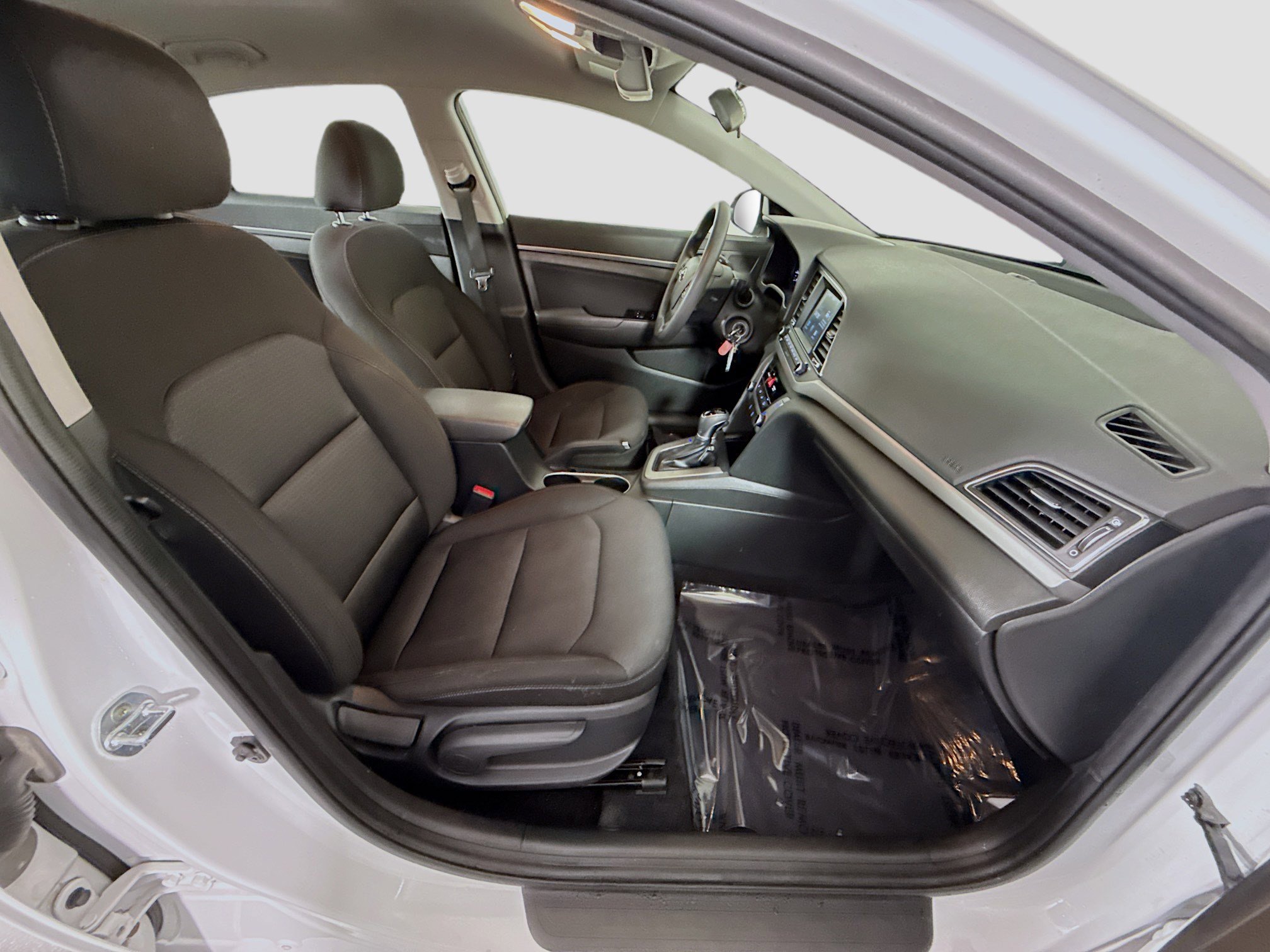 Used 2018 Hyundai Elantra SEL image 28