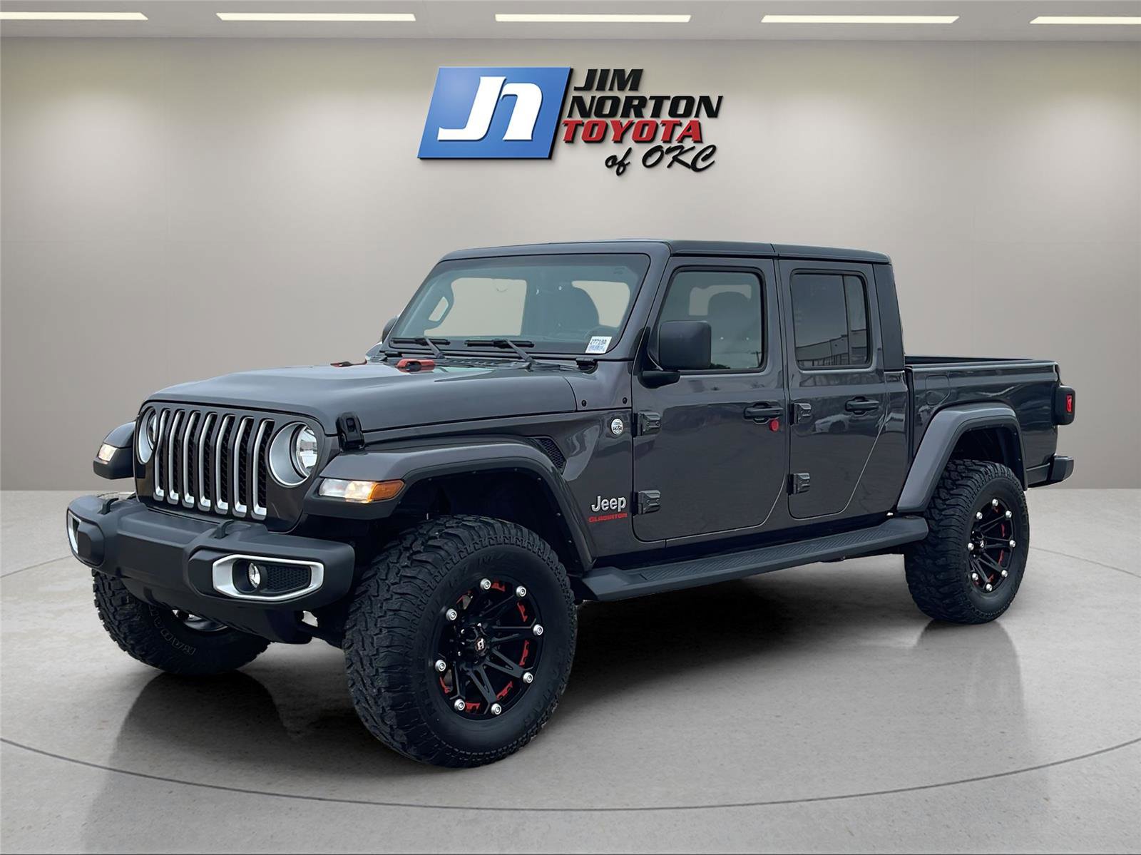 Used 2021 Jeep Gladiator Overland w/ Popular Equipment Package image 1