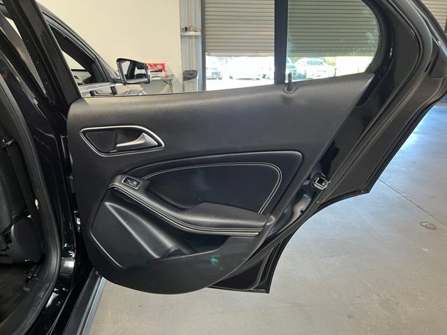 Used 2020 Mercedes-Benz GLA 250 4MATIC w/ Convenience Package image 15