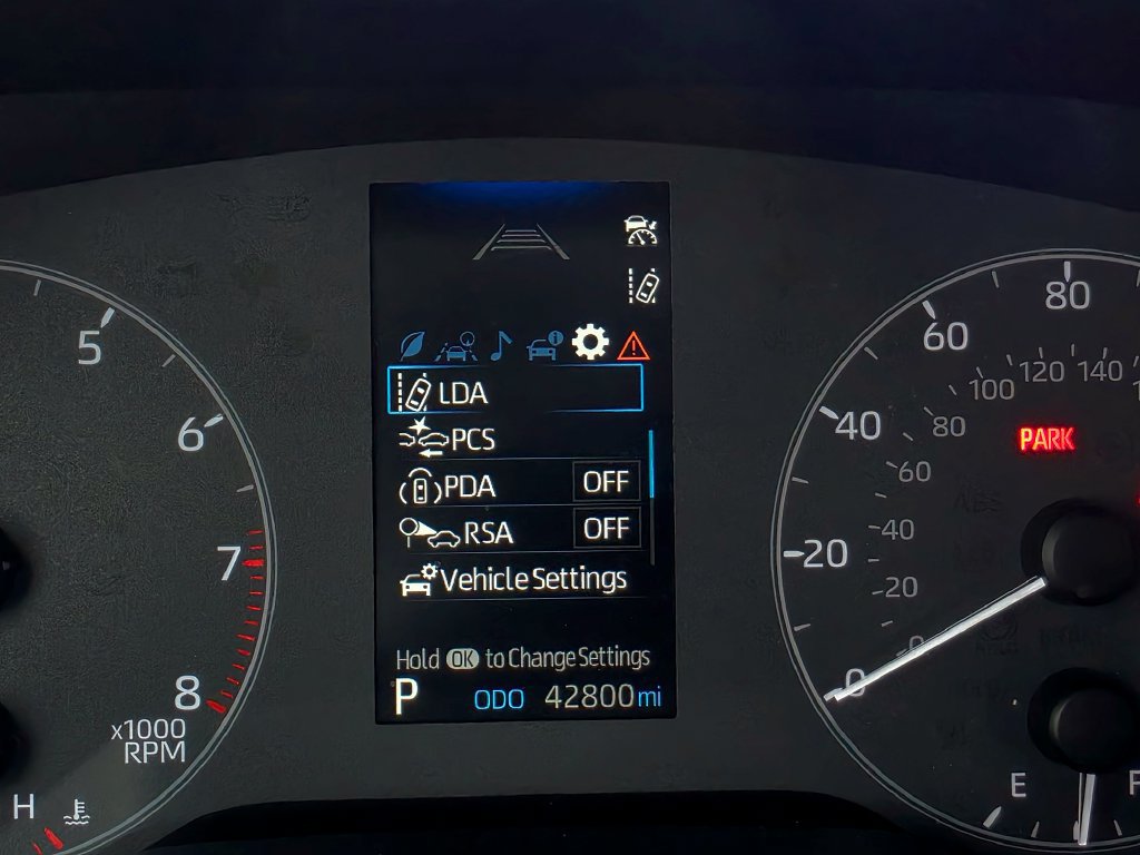 Used 2025 Toyota Corolla LE FWD image 26
