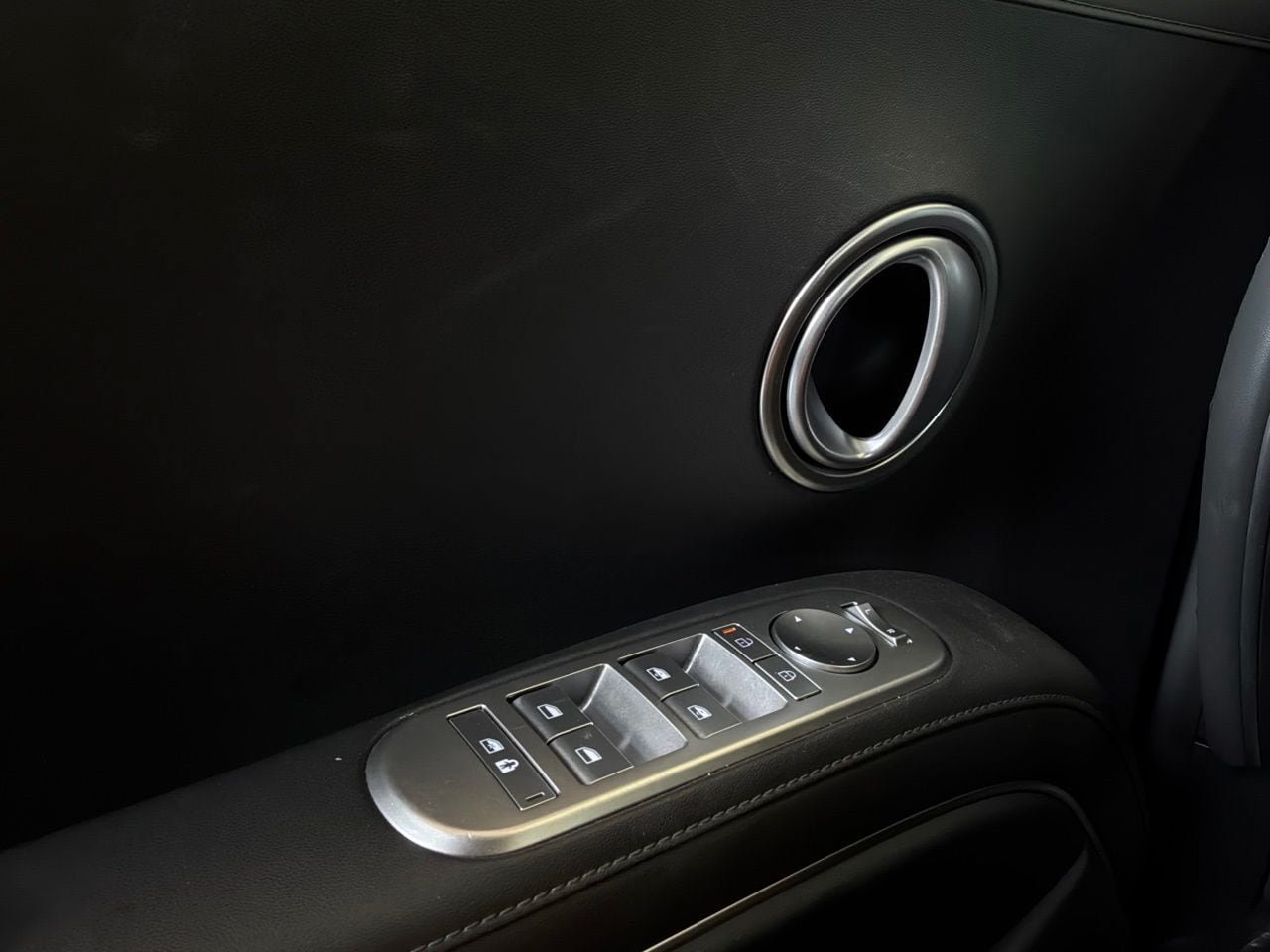 Used 2026 Hyundai Palisade SEL FWD image 27