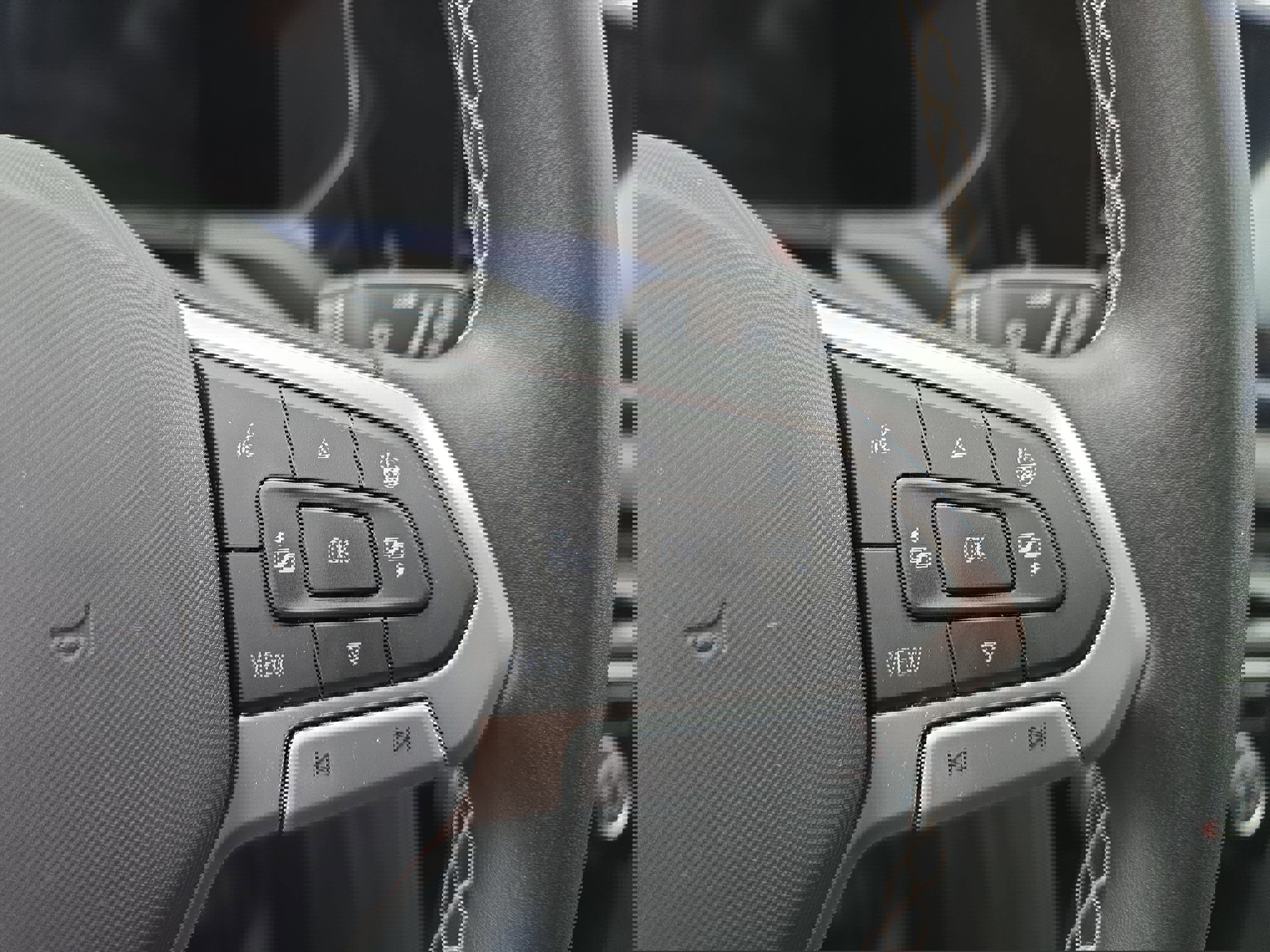 Certified 2023 Volkswagen Taos SE w/ Panoramic Sunroof Package image 17