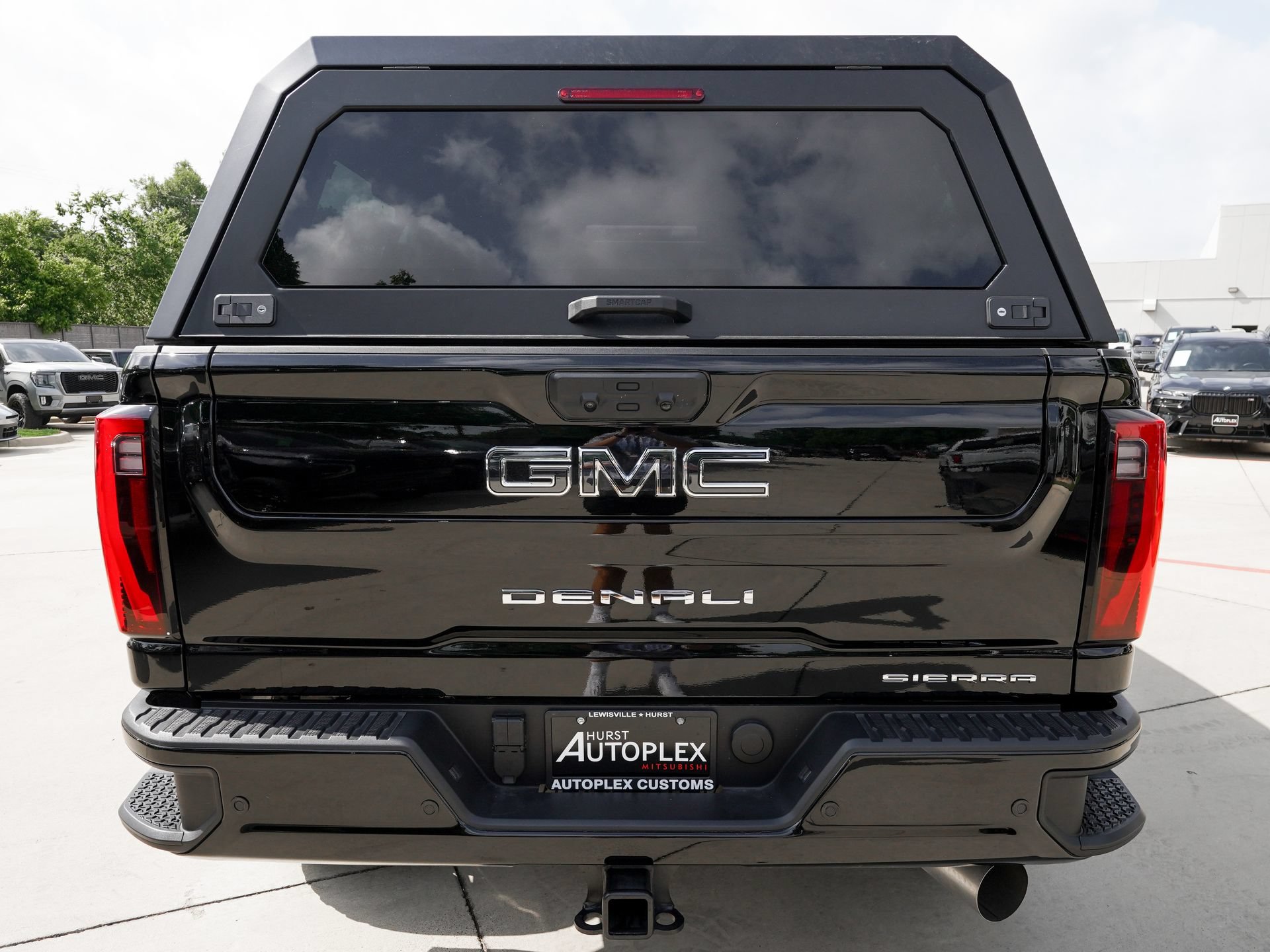 Used 2026 GMC Sierra 2500 Denali Ultimate AWD/4WD image 4