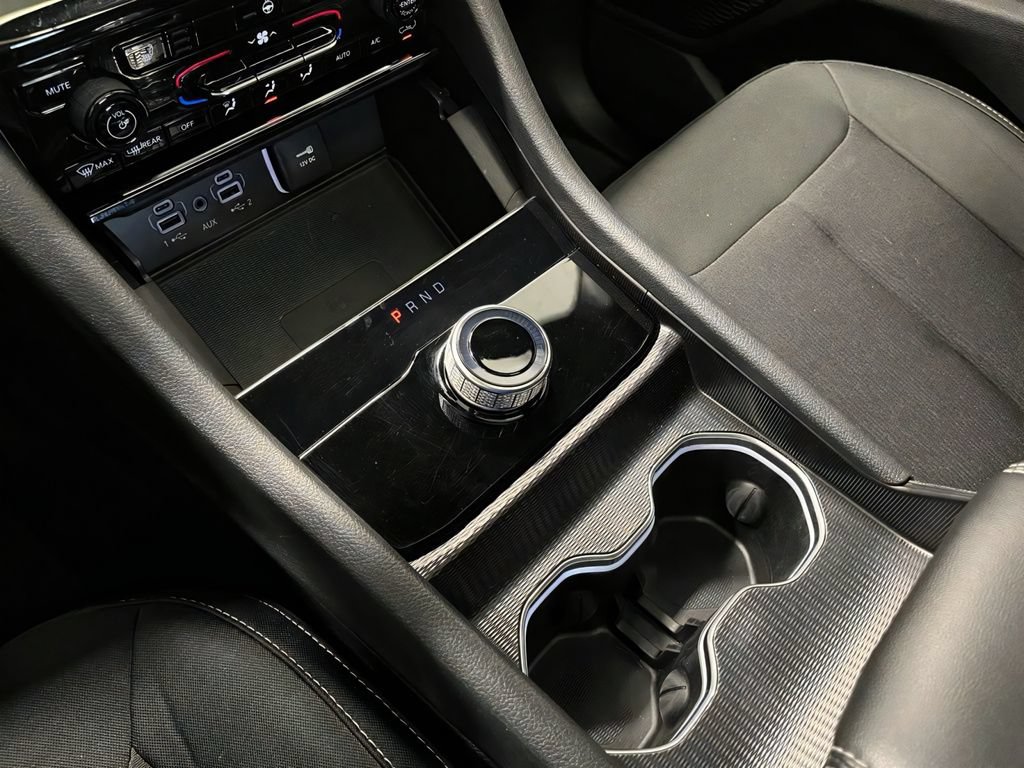 Used 2024 Jeep Grand Cherokee L Laredo w/ Luxury Tech Group I AWD/4WD image 26