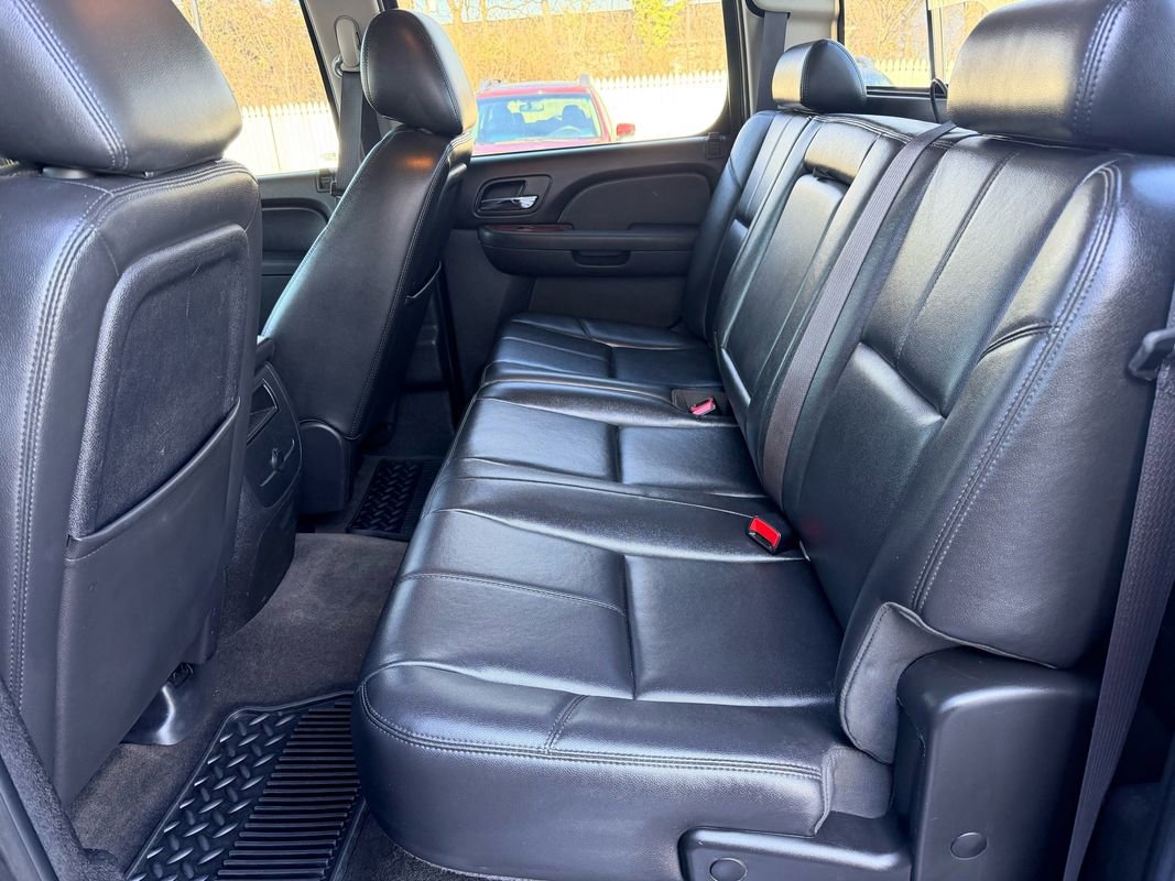 Used 2013 GMC Sierra 3500 SLT w/ SLT Convenience Package image 12