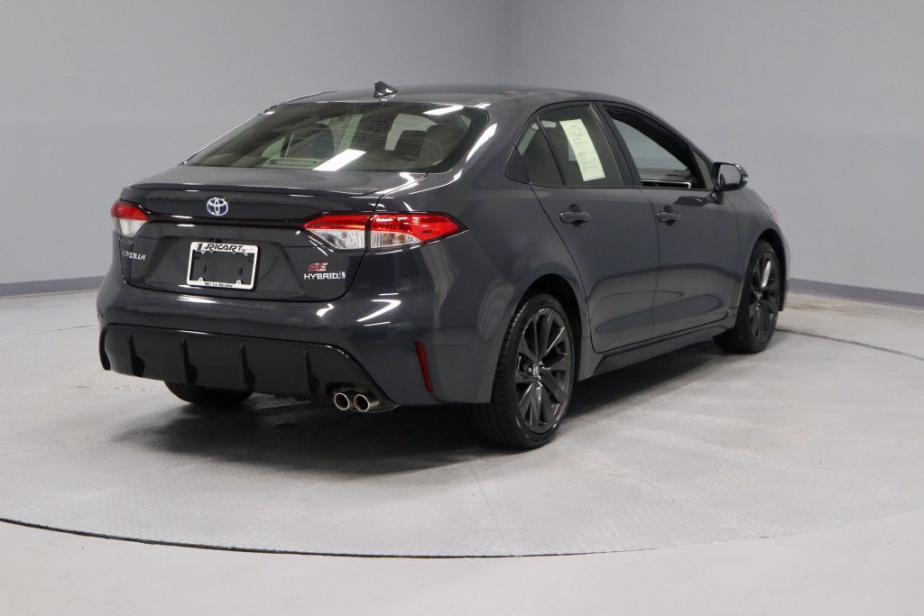 Used 2024 Toyota Corolla SE w/ Convenience Package FWD image 10