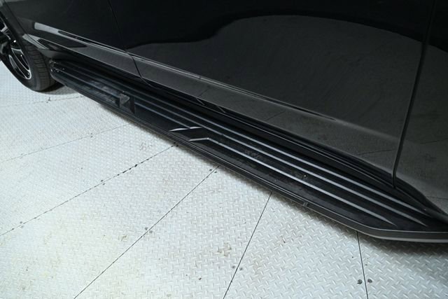 Used 2023 Chevrolet Suburban RST w/ Luxury Package image 15