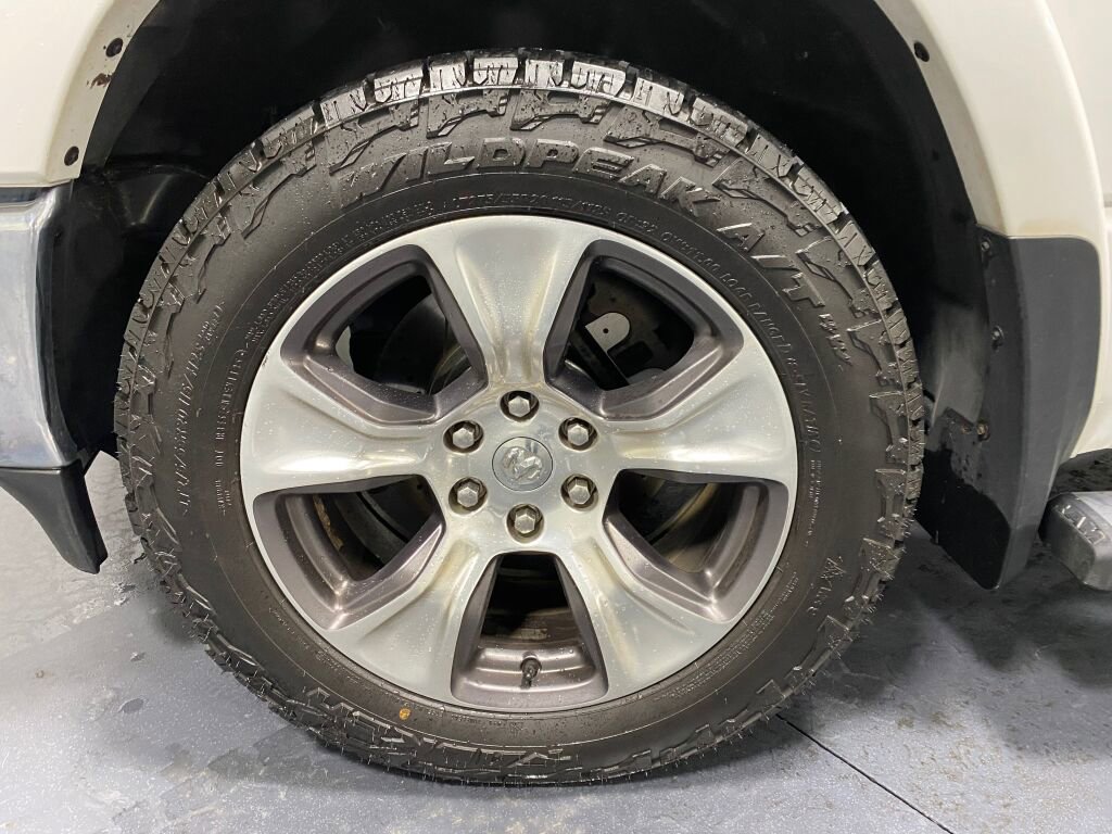 Used 2019 RAM 1500 Laramie image 4