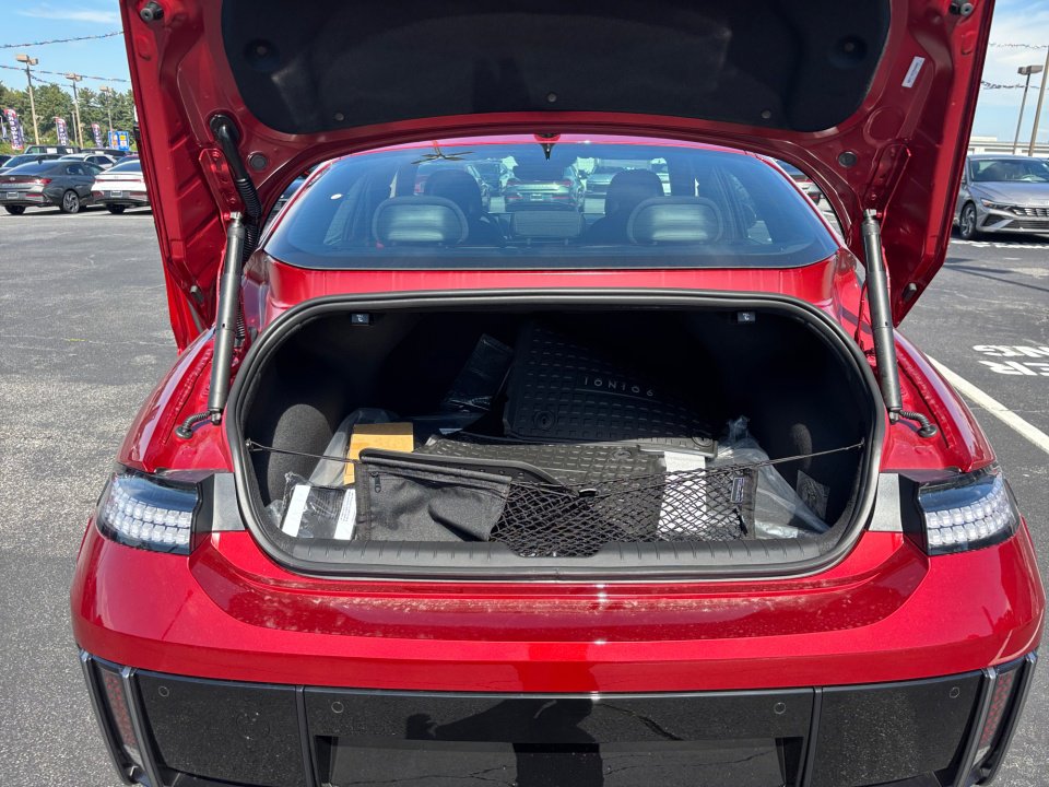 New 2025 Hyundai Ioniq 6 SE image 15