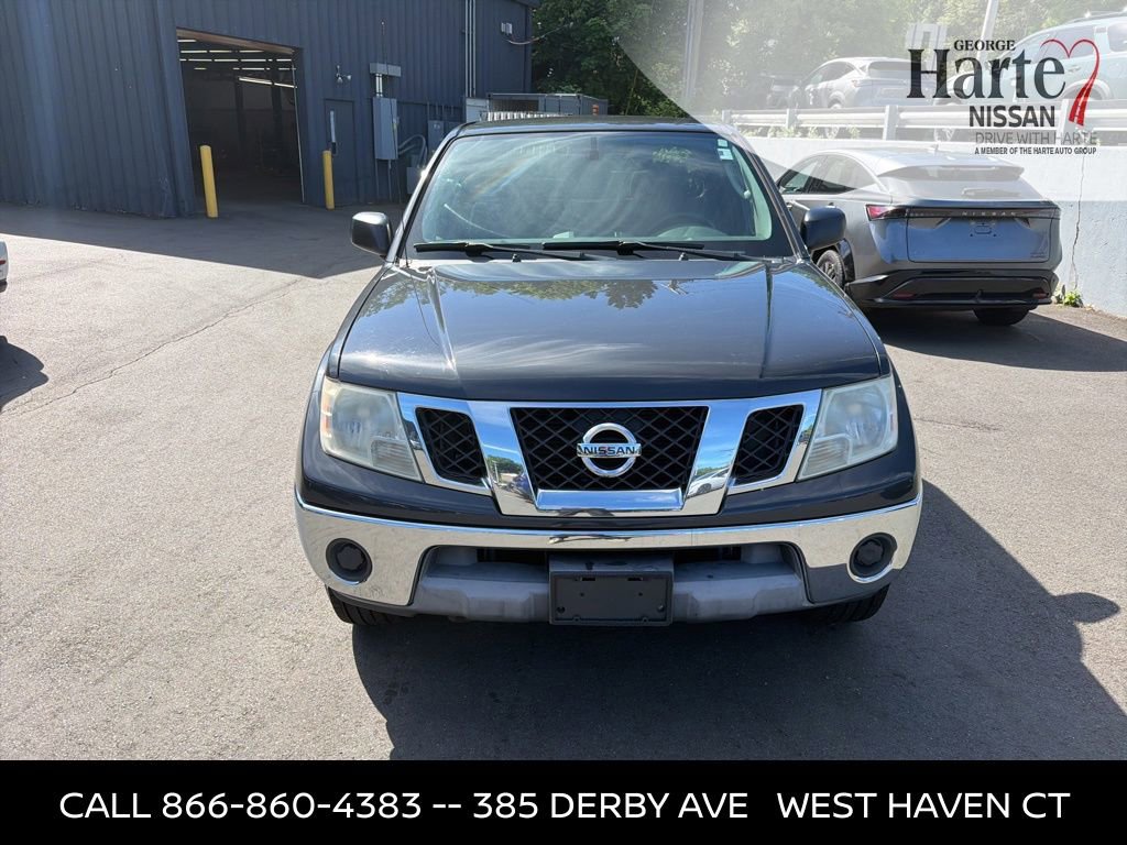 Used 2010 Nissan Frontier SE w/ SE Value Truck Pkg AWD/4WD image 2
