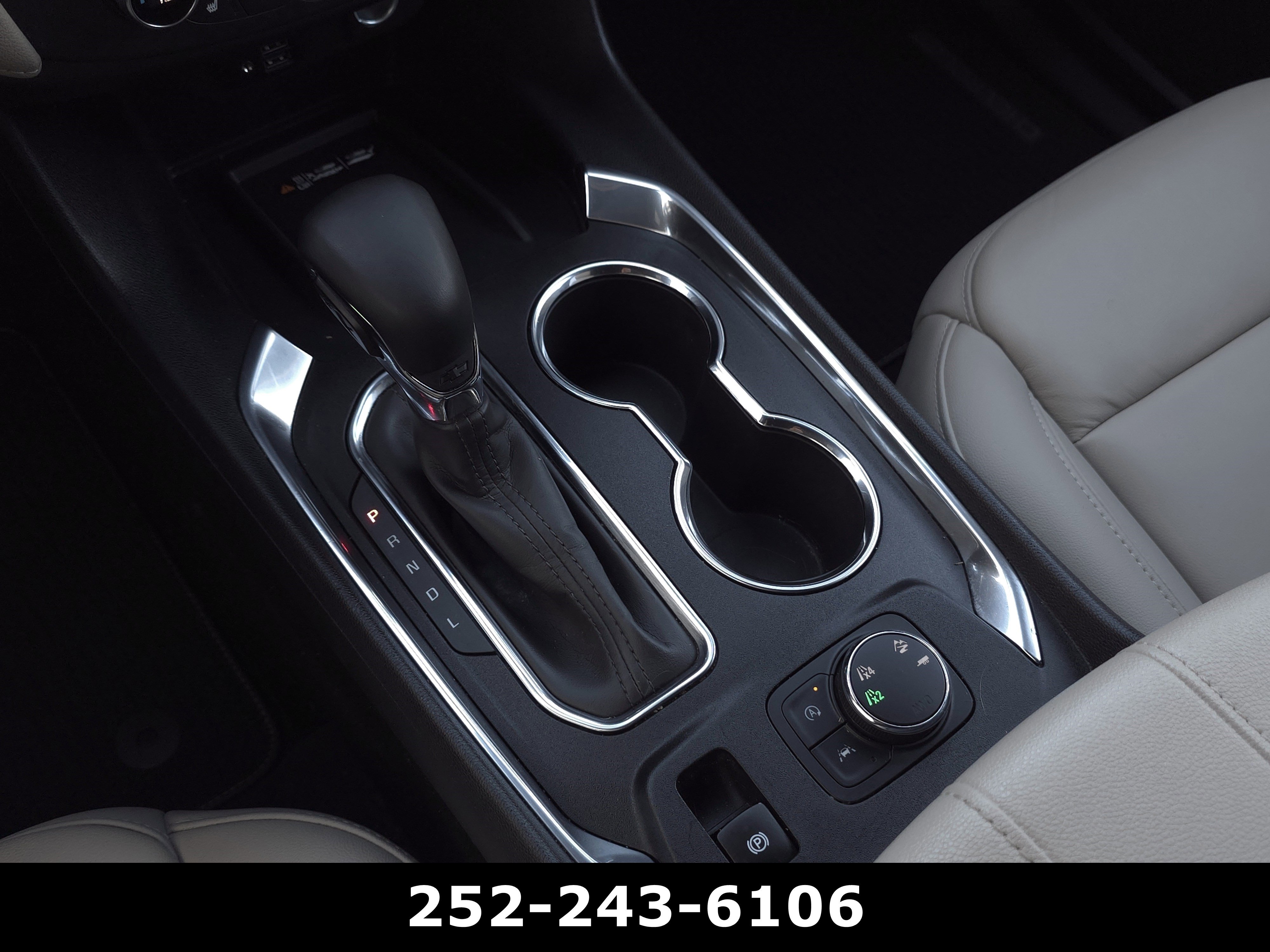 Used 2023 Chevrolet Traverse LT w/ LT Premium Package image 14