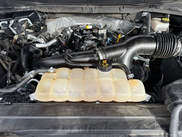 Used 2022 Ford F150 Lariat w/ FX4 Off-Road Package image 32