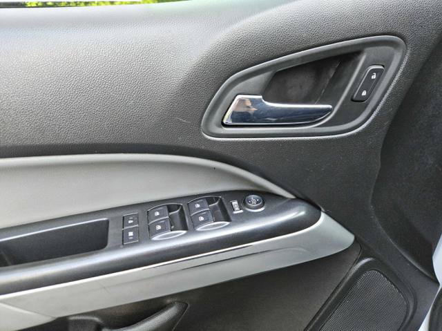 Used 2015 Chevrolet Colorado LT AWD/4WD image 18