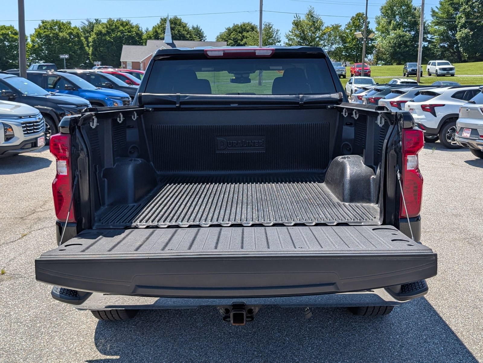 Used 2023 Chevrolet Silverado 1500 LT AWD/4WD image 13