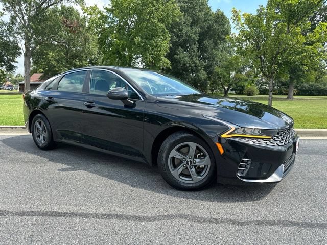 Used 2022 Kia K5 LX FWD image 2