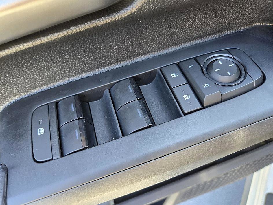 New 2025 Toyota Tacoma TRD Off-Road AWD/4WD image 29